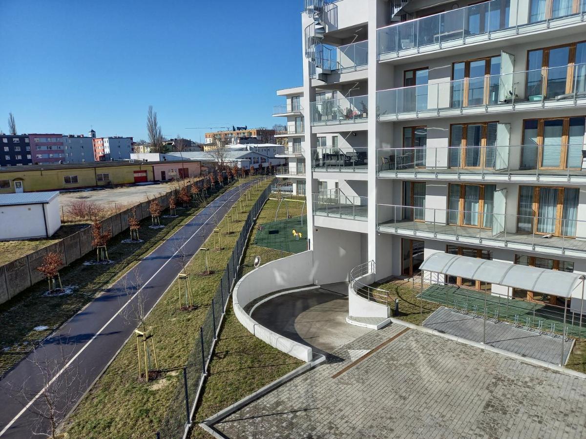 Apartament Mila Z Duzym Tarasem I Miejscem Parkingowym Kołobrzeg Exteriör bild