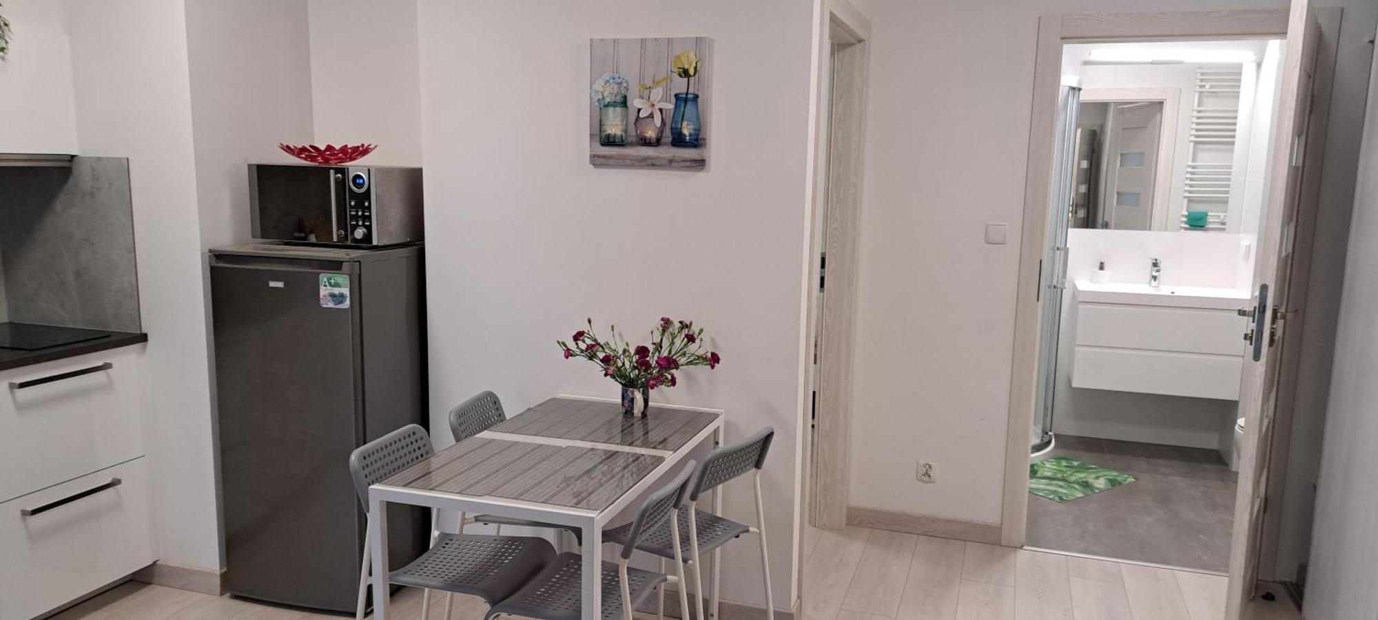 Apartament Mila Z Duzym Tarasem I Miejscem Parkingowym Kołobrzeg Exteriör bild